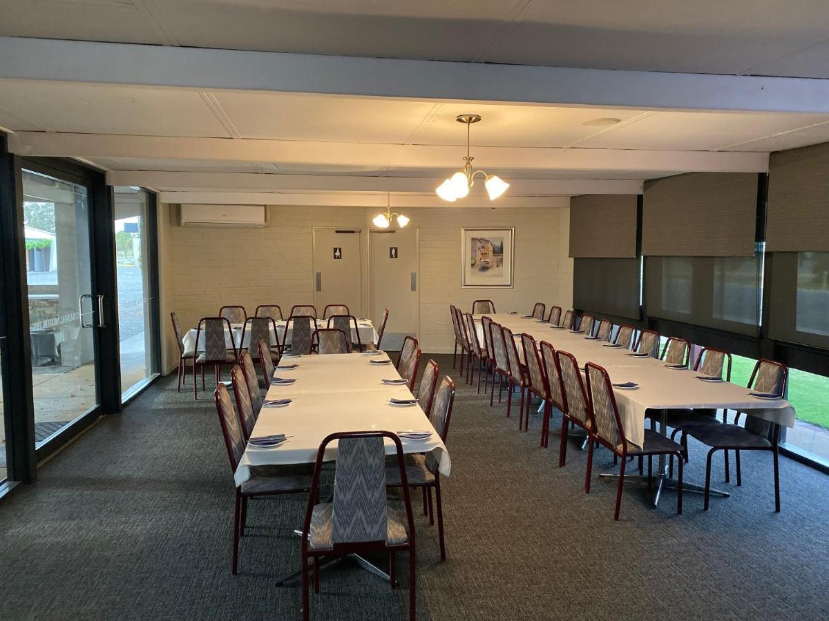 Cobram Colonial Motor Inn 외부 사진
