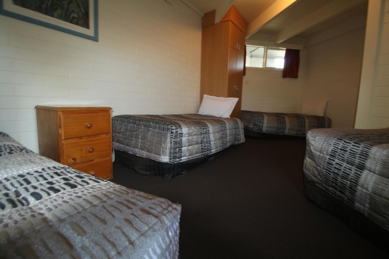 Cobram Colonial Motor Inn 외부 사진