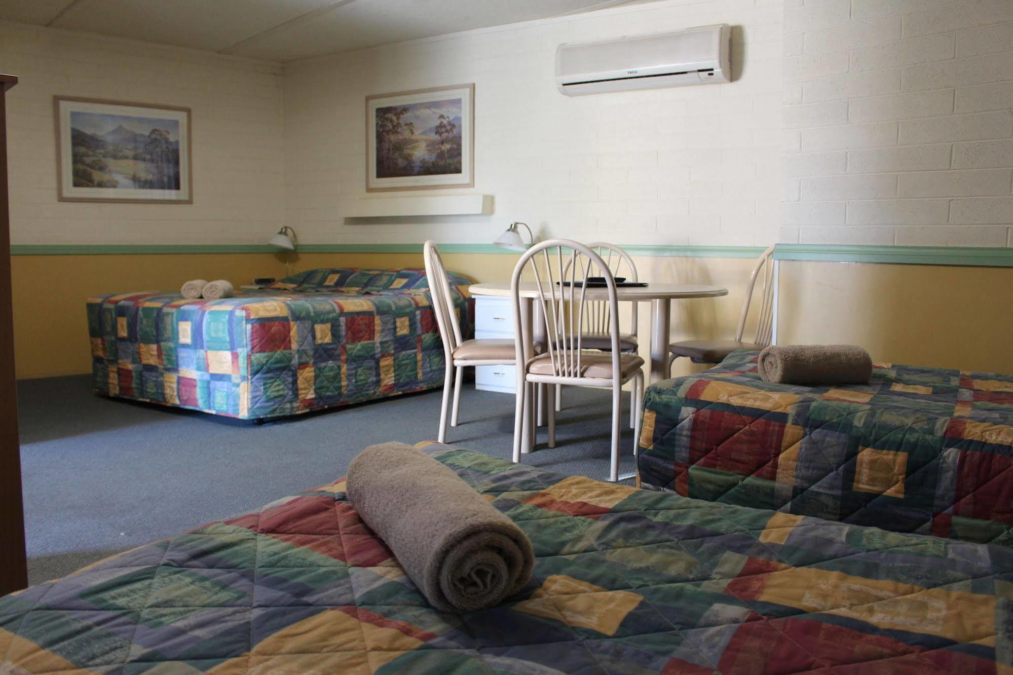 Cobram Colonial Motor Inn 외부 사진
