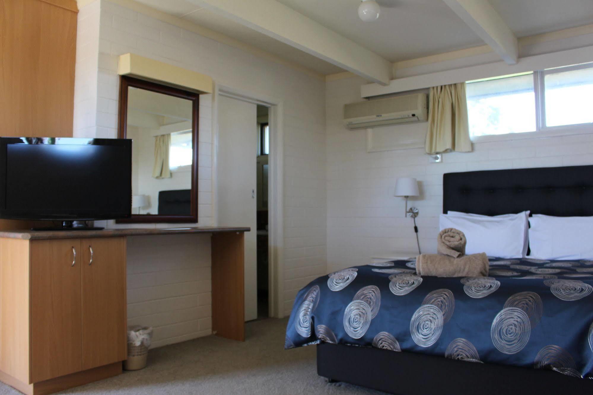Cobram Colonial Motor Inn 외부 사진