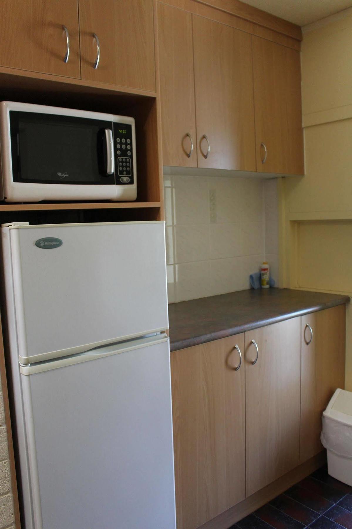Cobram Colonial Motor Inn 외부 사진